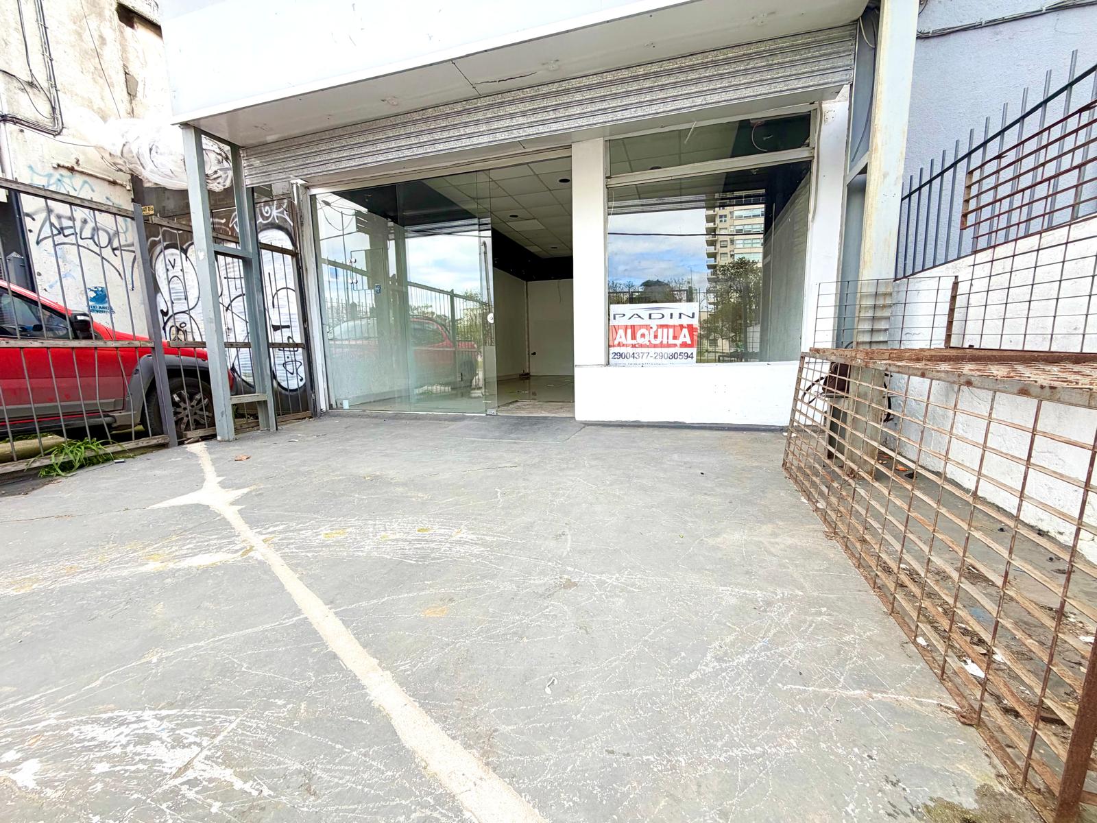 Alquiler Local Comercial en Parque Balle · Foto 6