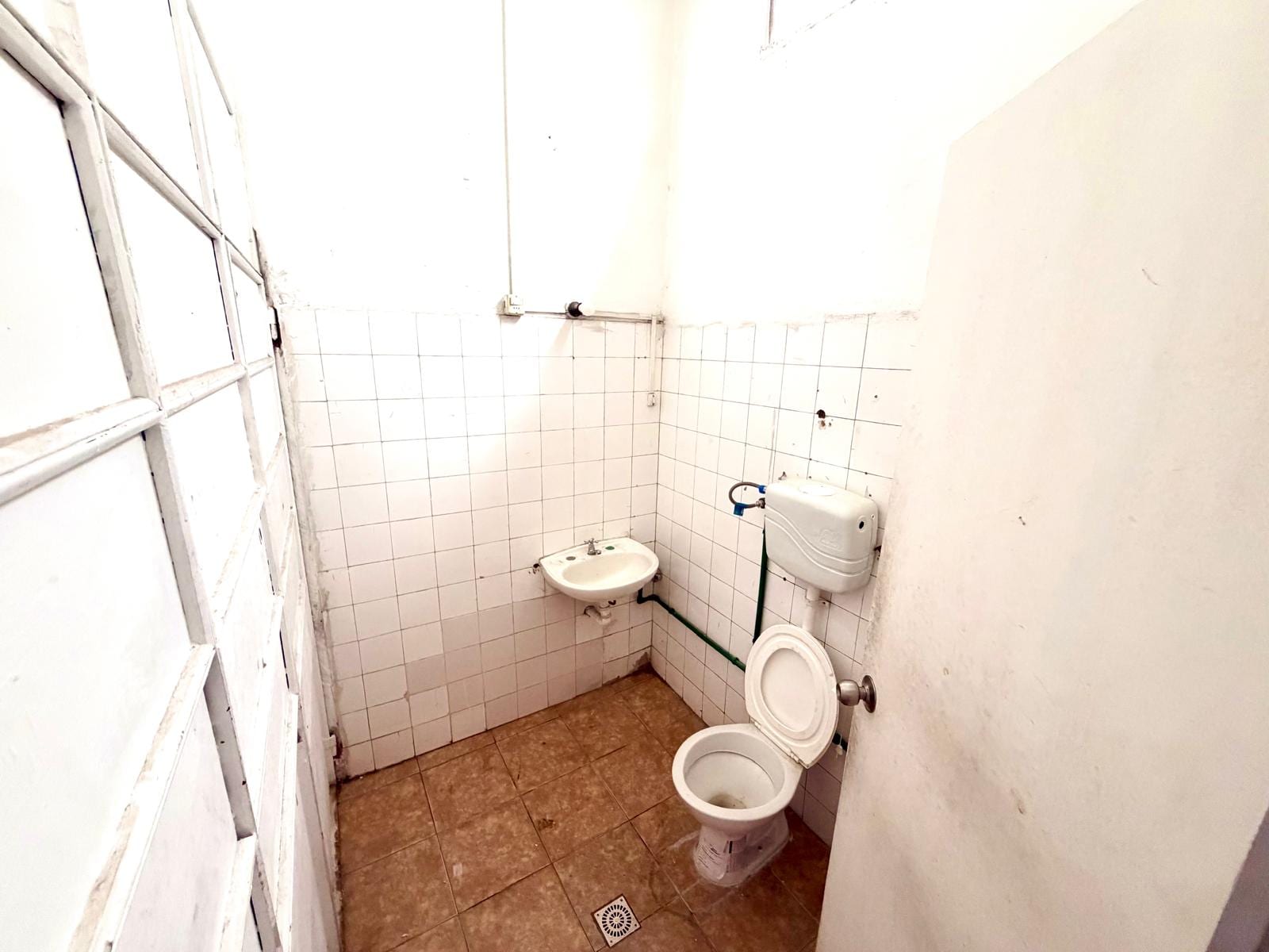 Alquiler Local Comercial en Parque Balle