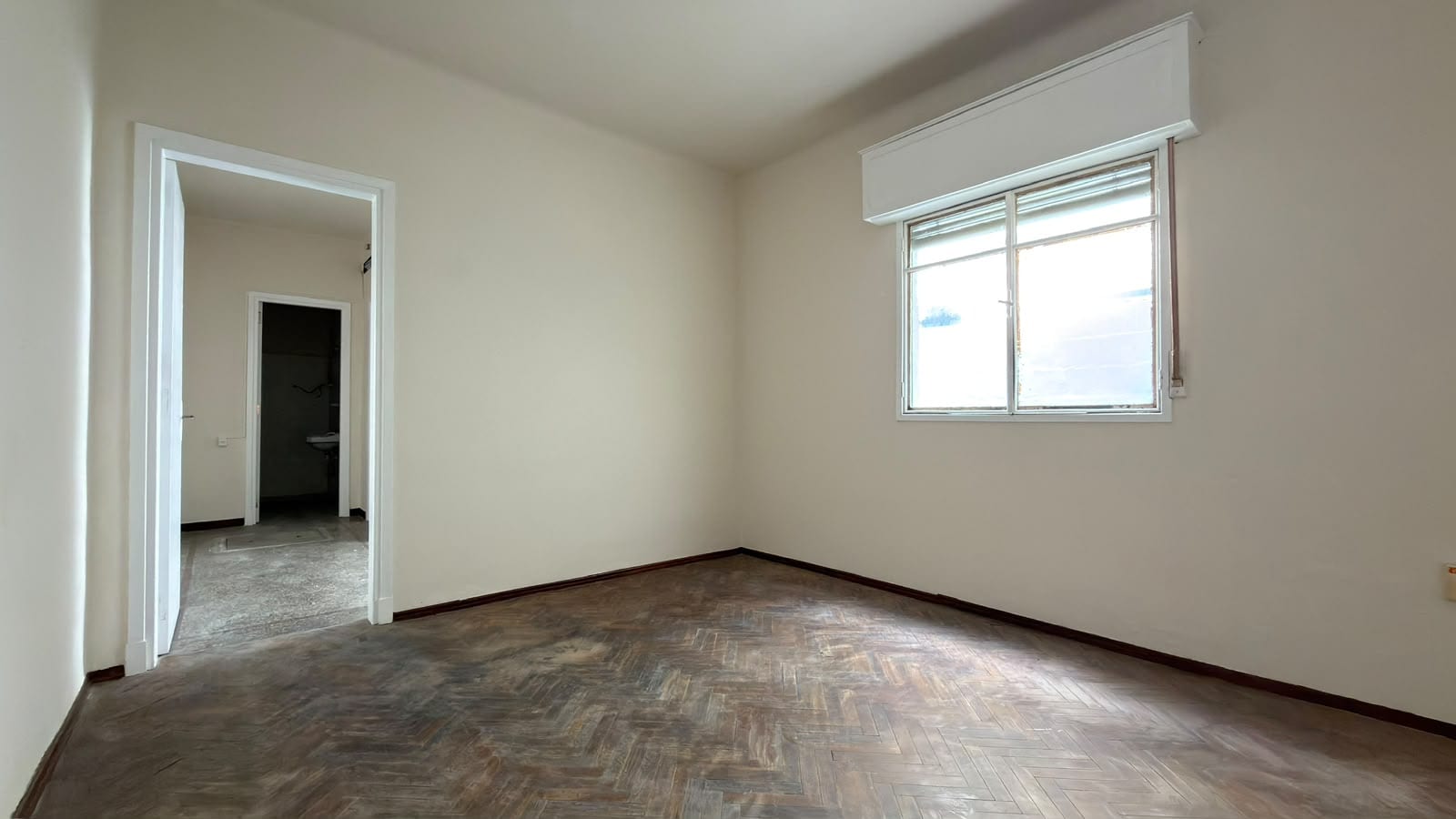 Blanqueada Alquiler apartamento 1 dormitorio con patio exclusivo Campana y Roletti 003 · Foto 3