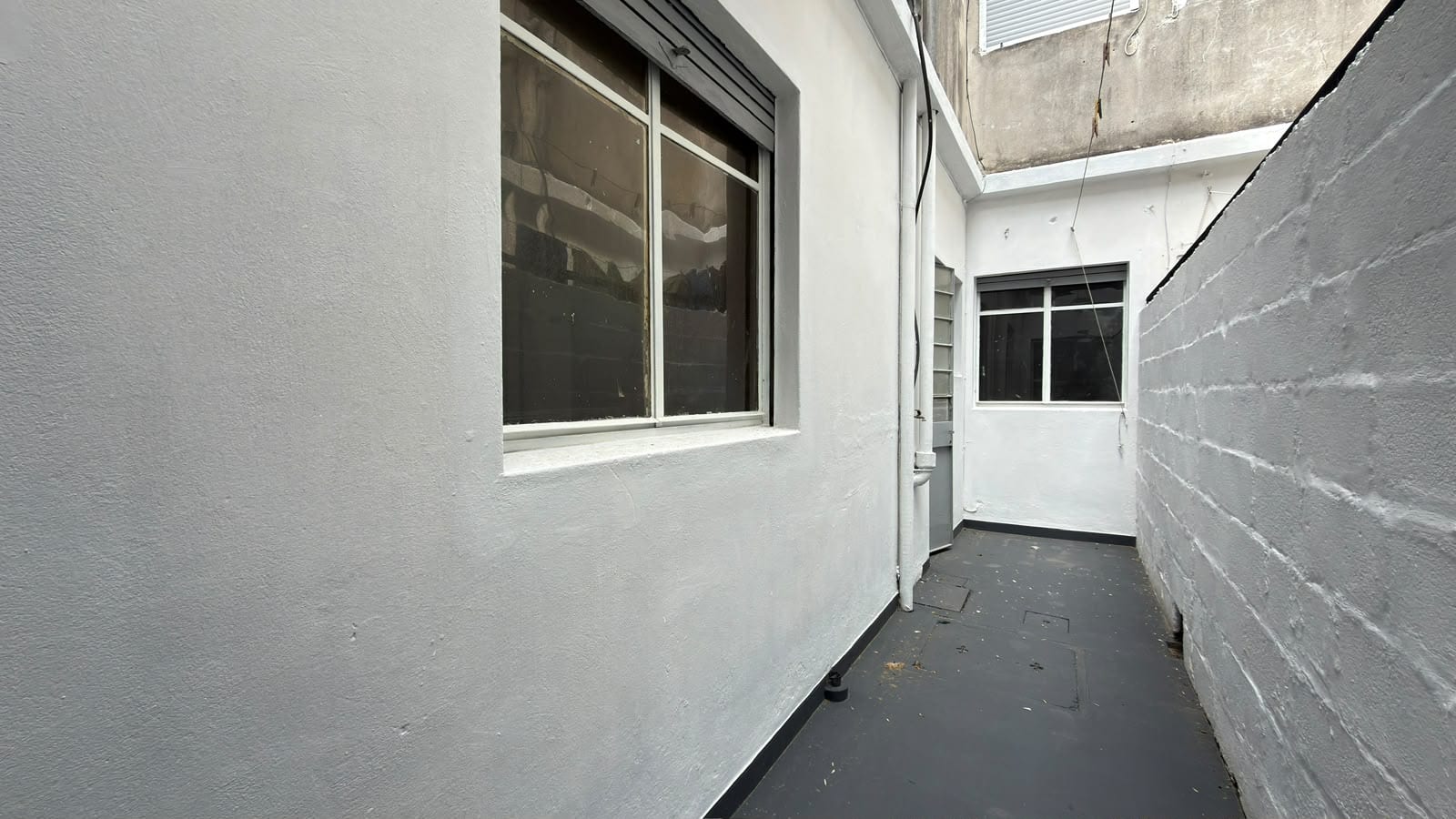 Blanqueada Alquiler apartamento 1 dormitorio con patio exclusivo Campana y Roletti 003 · Foto 10