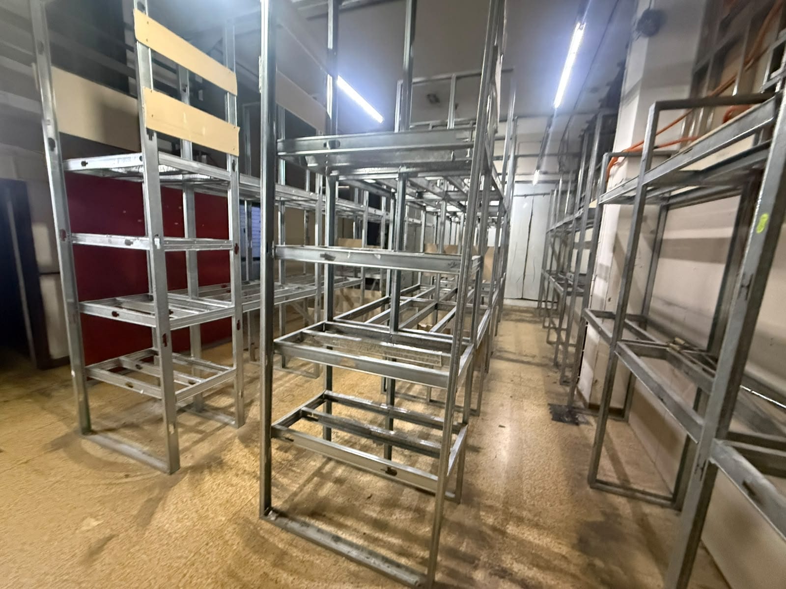 ALQ. LOCAL AGRACIADA 4049 · Foto 1