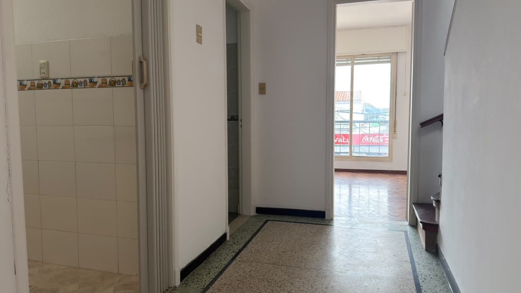 ALQ. CASA P/ALTA COMERCIO 1926/101 · Foto 3