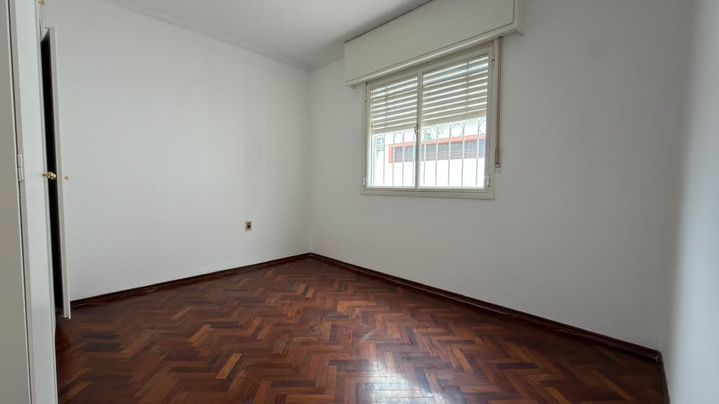 ALQ. CASA P/ALTA COMERCIO 1926/101 · Foto 6