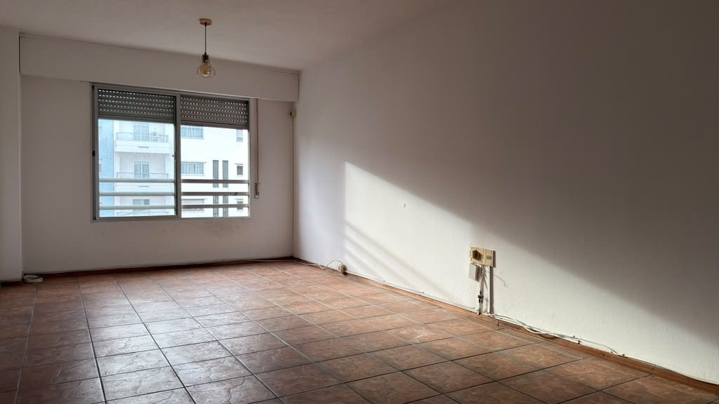 ALQ. APTO AV. LIBERTADOR LAVALLEJA 1872/806 · Foto 2