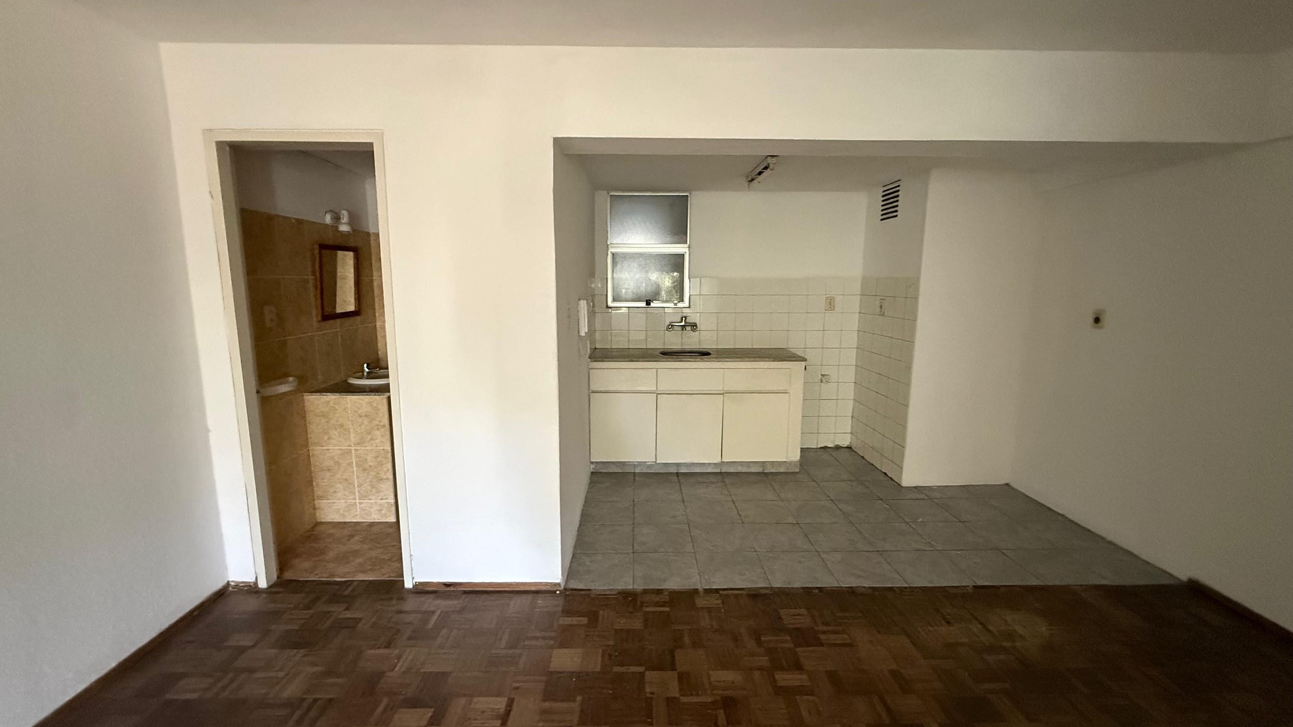 ALQ. MONOAMBIENTE AV. BRASIL 2633/502 · Foto 3