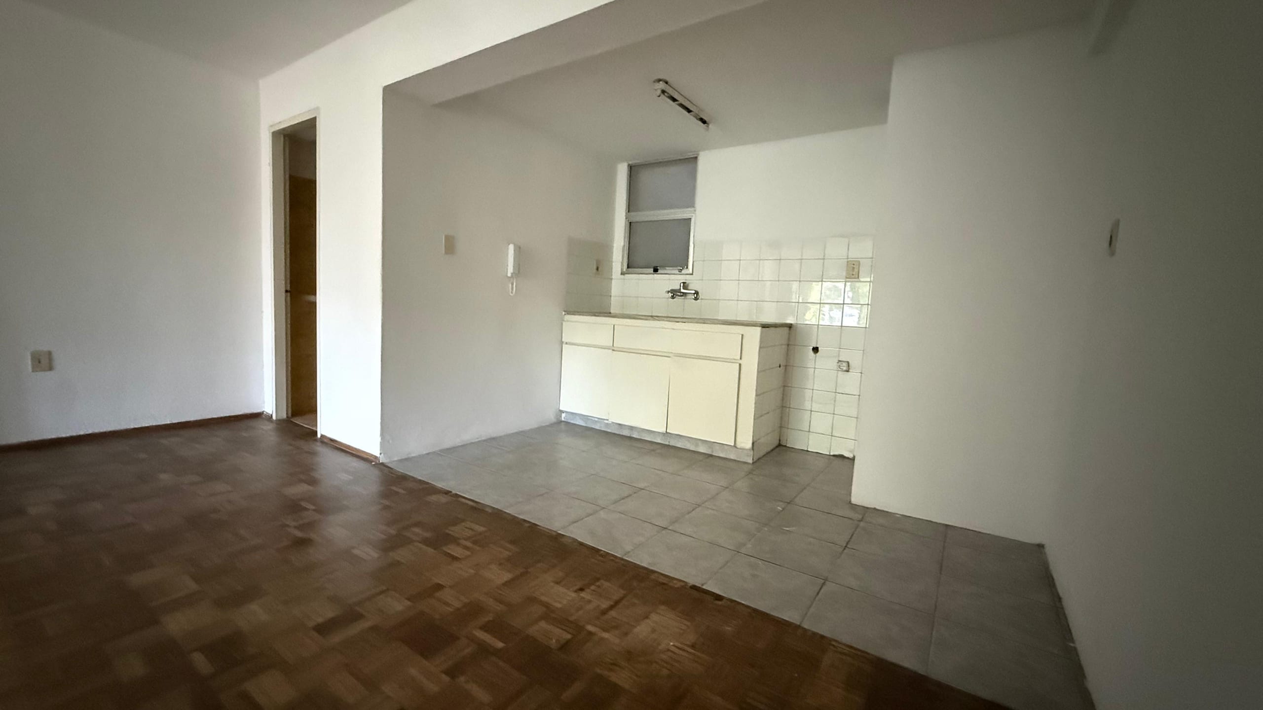 ALQ. MONOAMBIENTE AV. BRASIL 2633/502 · Foto 4