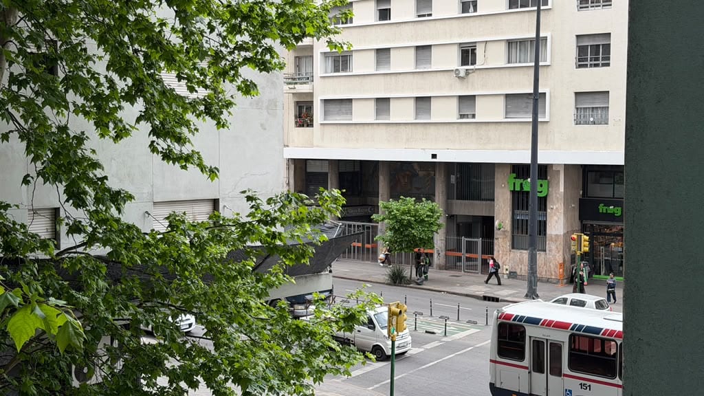 ALQ. MONOAMBIENTE BRANDSEN 2055/205 · Foto 7